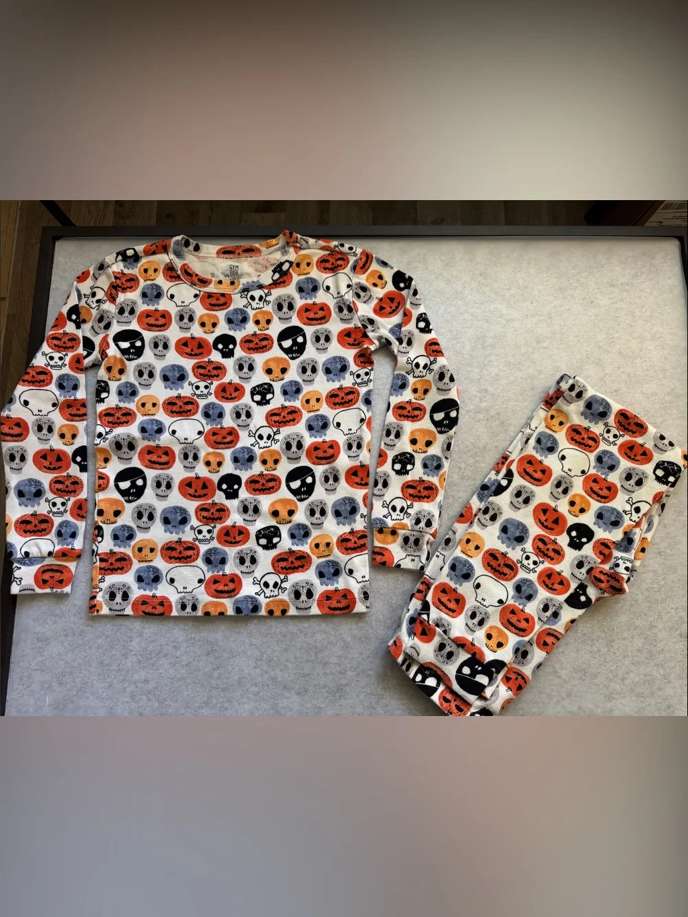 Gymboree Kids Halloween Pumpkin Print Pajama Set - Orange/Black/Gray. Size 12